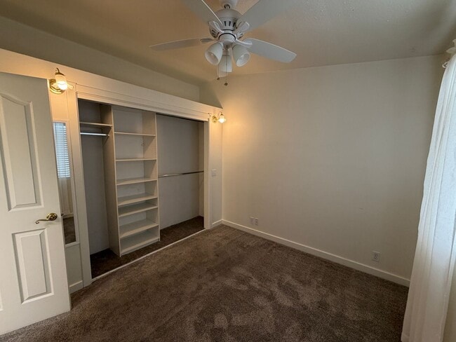 Building Photo - Cozy 1 Bed 1 Bath, 55+ Community