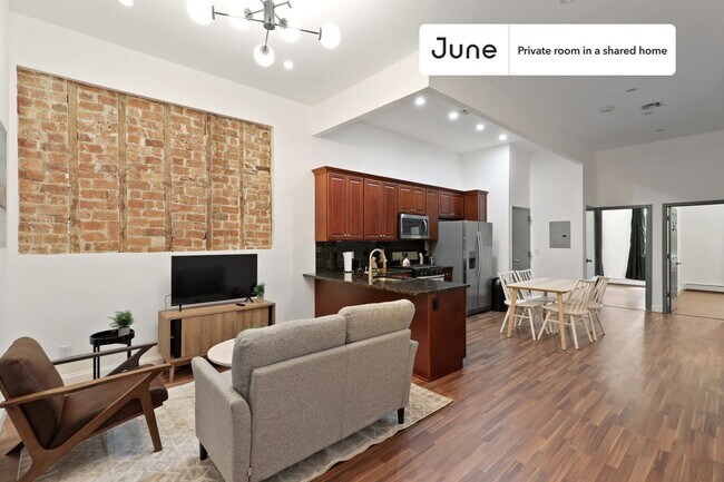 Building Photo - Room in Shared 4 bed/1 bath home in Bushwick