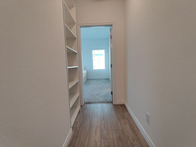 Building Photo - 267 Cordelia Cove Ave