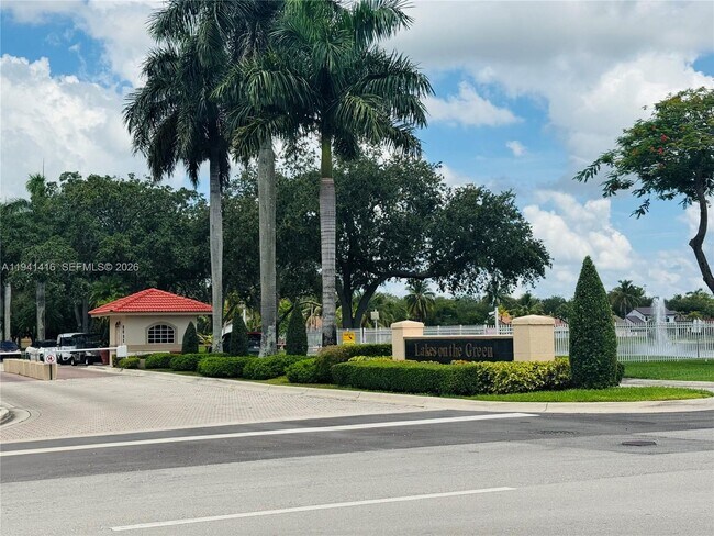 Building Photo - 8826 NW 189th Terrace