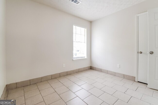 Building Photo - 2989 Knollberry Ln