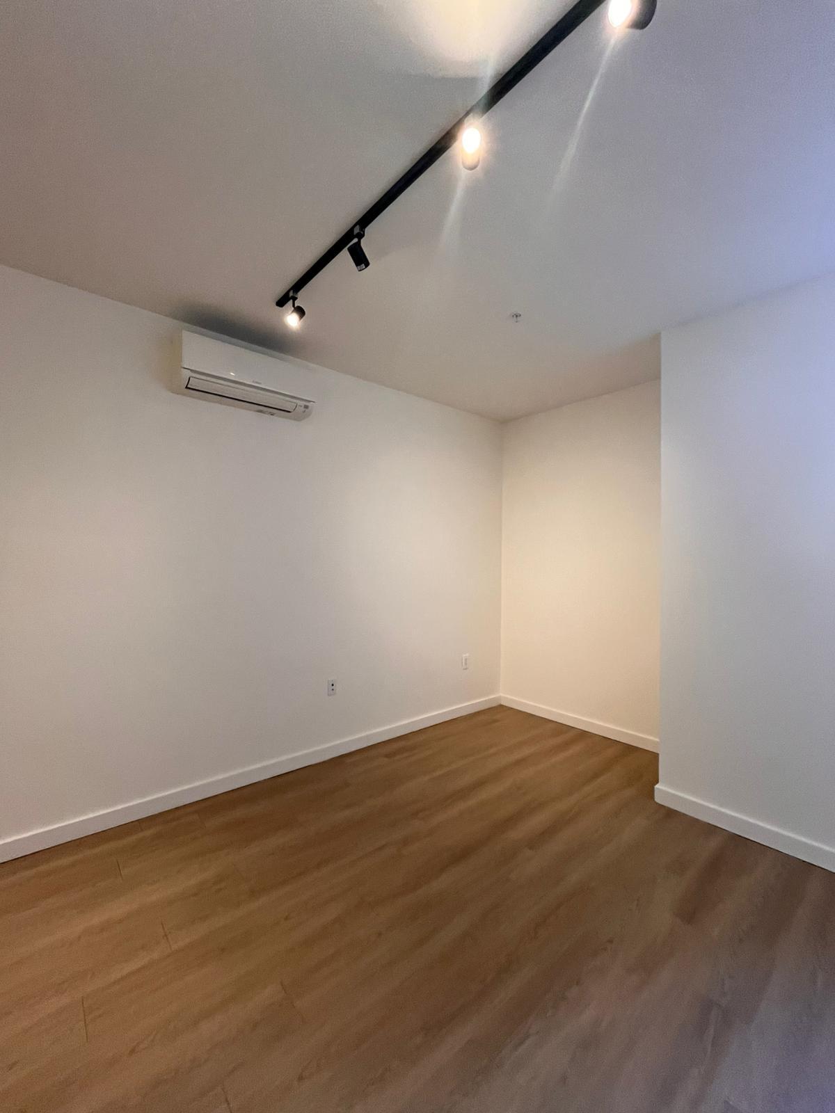 Building Photo - 328 Pacific Ave