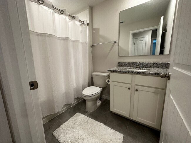 Building Photo - Resort Style Living! Stunning 3/2.5 Townhome in Waterleigh! Available April!