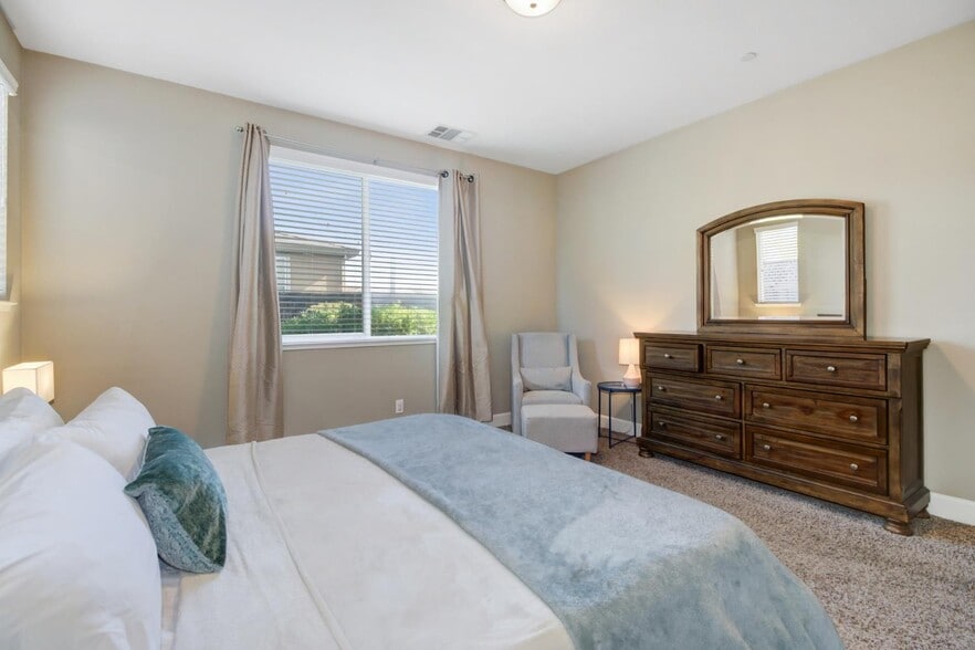 Building Photo - 6200 Crosshaven Ct