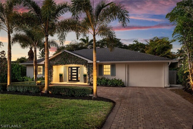 Building Photo - 339 4th Ave N