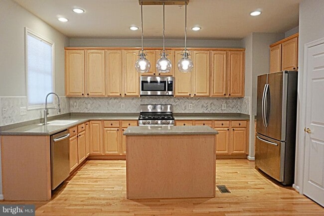 Building Photo - 11713 Cider Press Pl