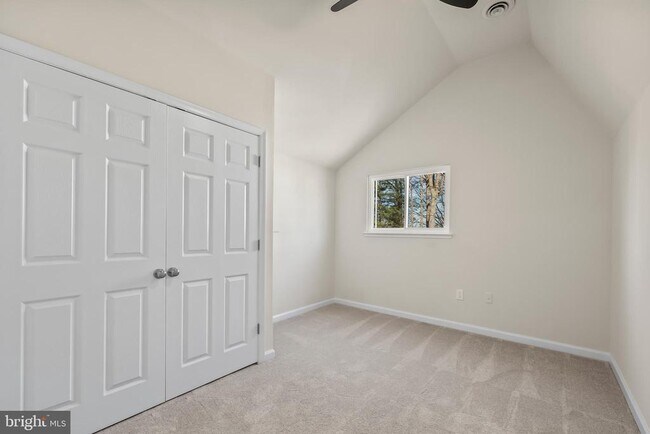 Building Photo - 2520 Linwood Ln