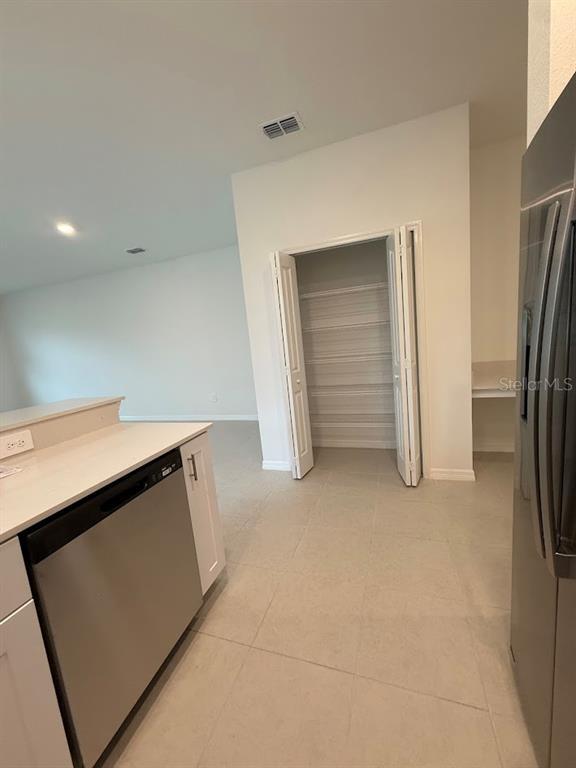 Building Photo - 6626 Coral Vis Dr