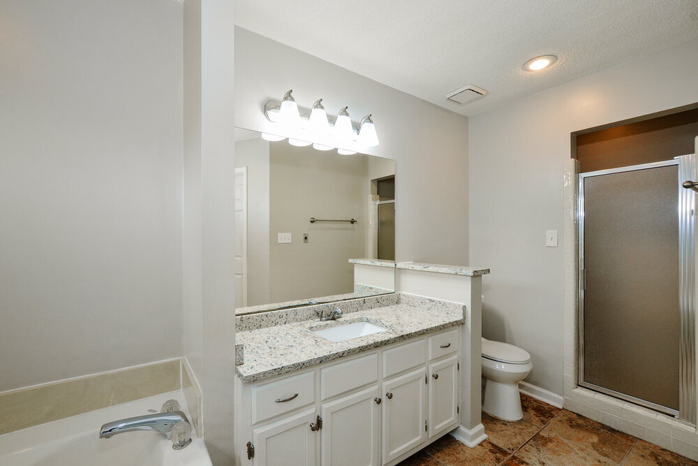 Building Photo - 4378 Bunker Hill Dr