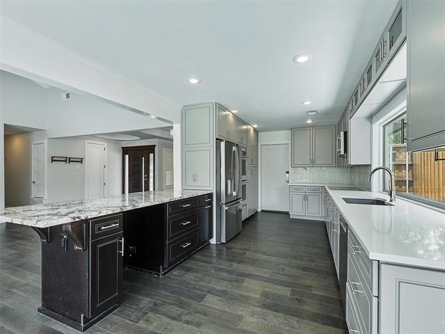 Building Photo - 1606 Blake Dr