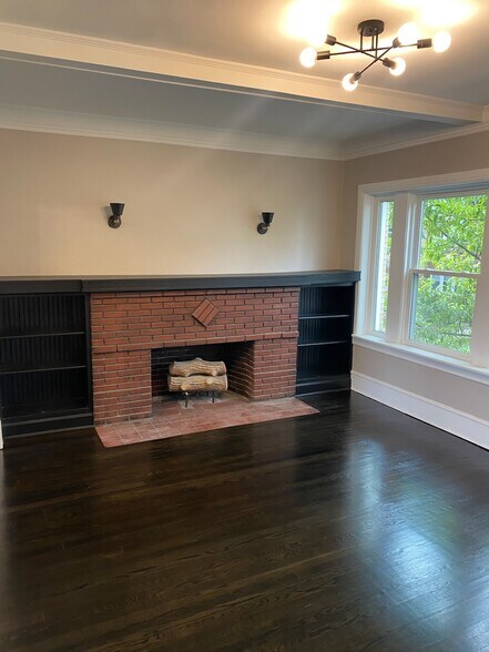 Building Photo - 3937 N Monticello Ave