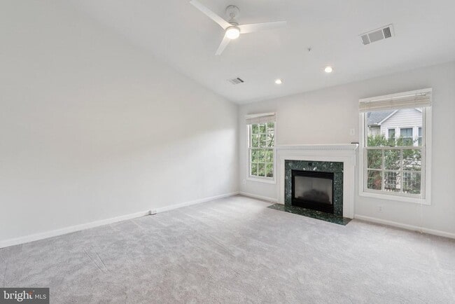 Building Photo - 1788 Paisley Ct