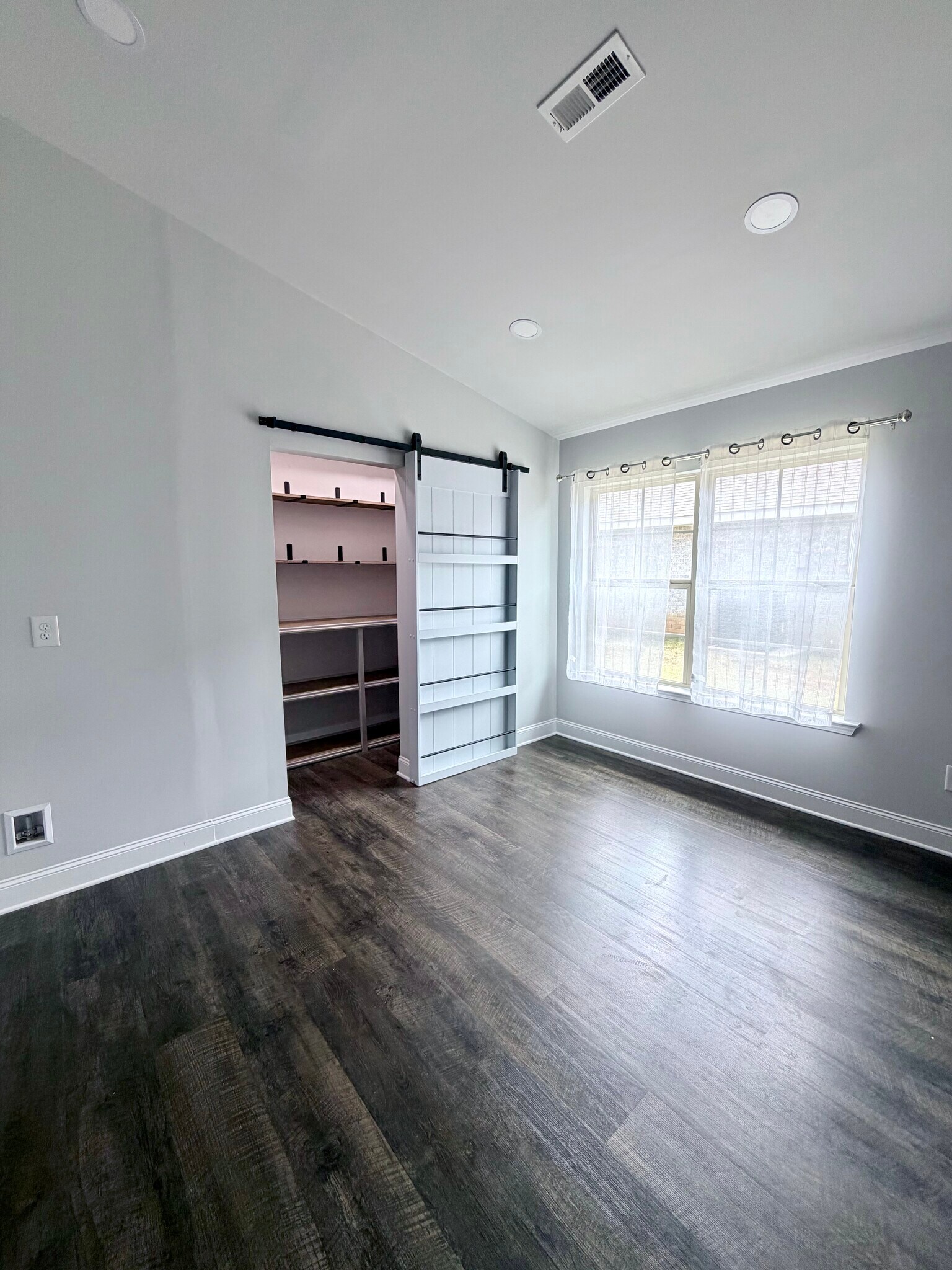 Building Photo - 202 Abercorn Dr