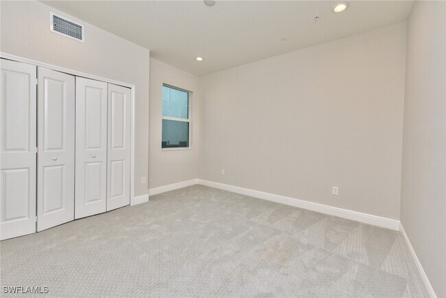 Building Photo - 2609 Seychelles Cir