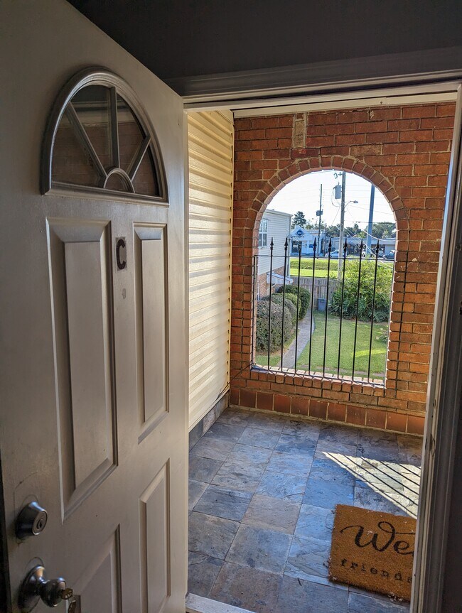 Building Photo - 4405 Barnett Street