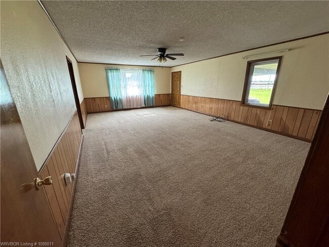 Building Photo - 600 Paw Paw Rd
