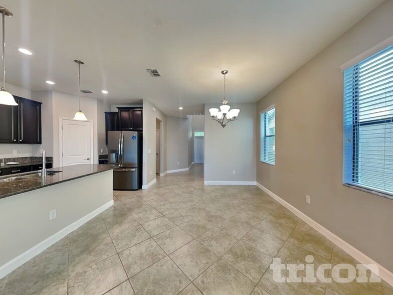 Building Photo - 10156 Newminster Loop