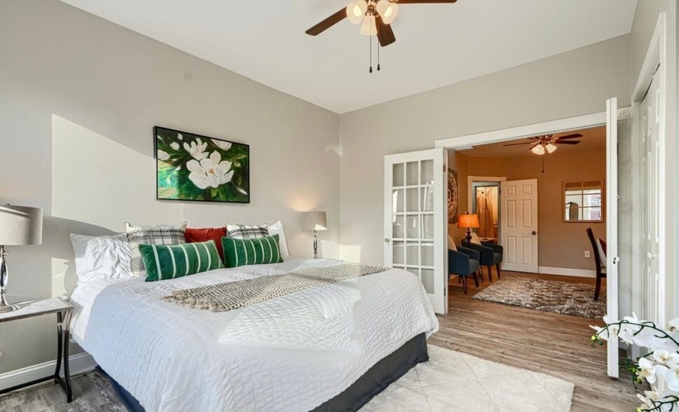 Building Photo - 627 S Eaton St