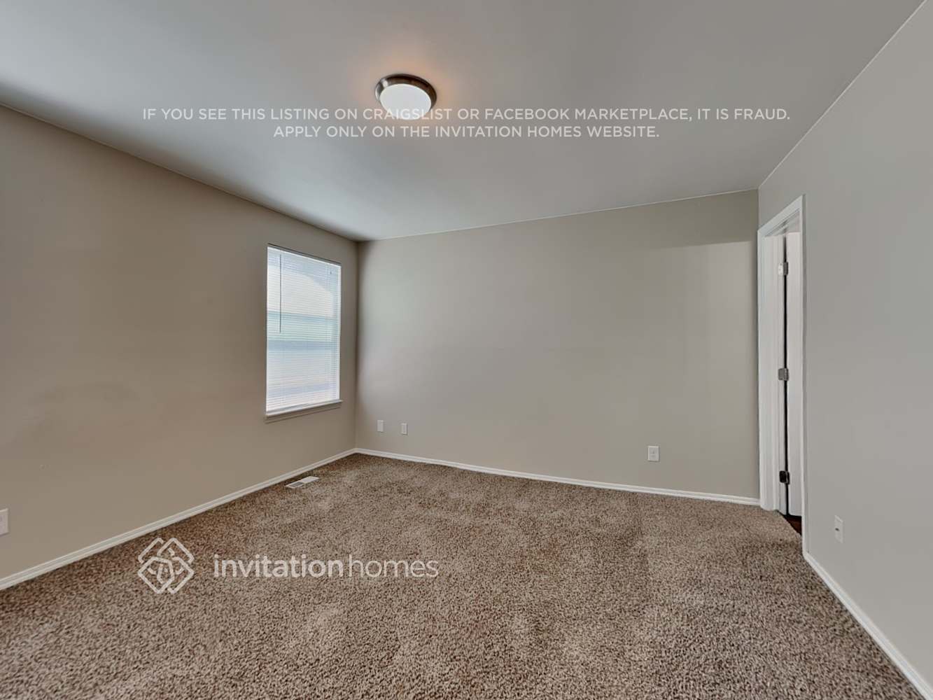 Building Photo - 5175 Paradox Dr