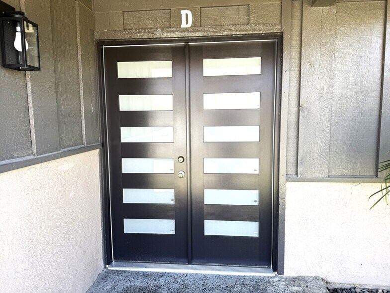 Building Photo - 16661 Blanton Ln