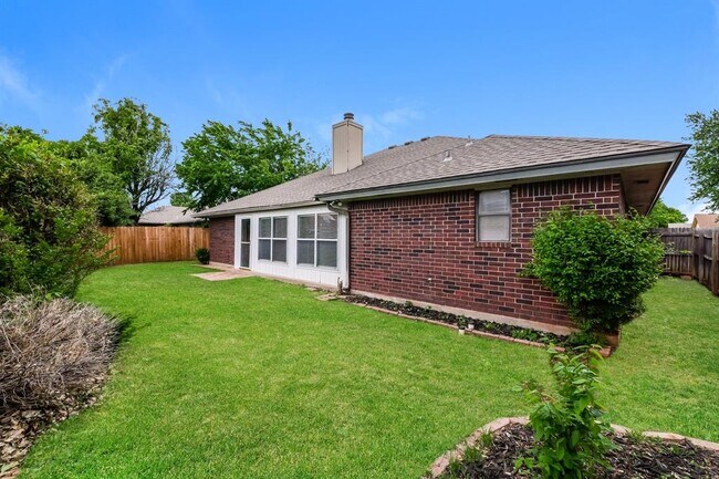 Building Photo - 305 Grand Fork Rd