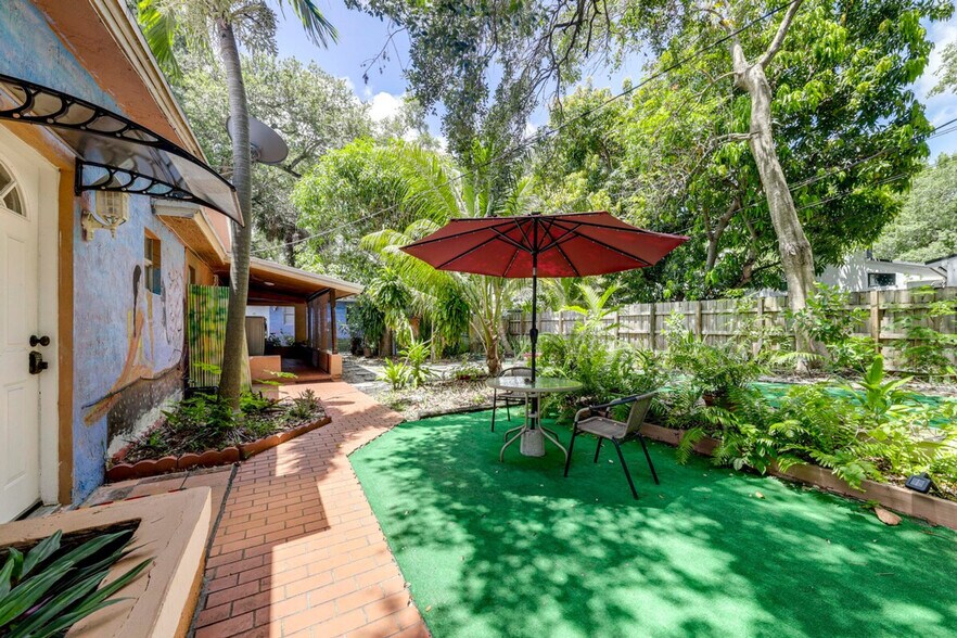 Building Photo - 1760 NE 144th St