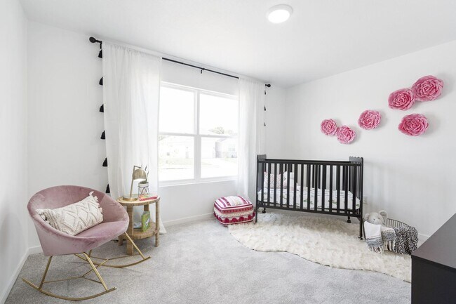 Building Photo - 310 Great Plns St