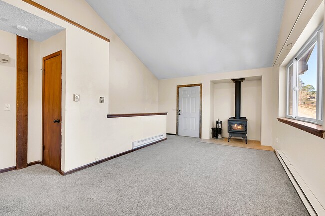 Building Photo - 26172 Center Dr