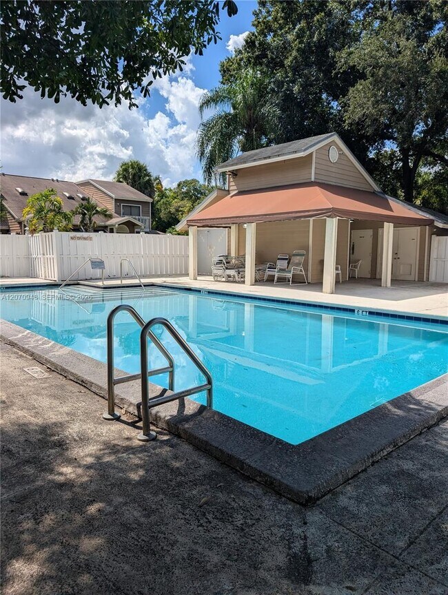 Building Photo - 7162 Sportsman Dr