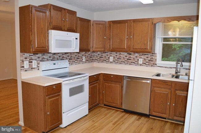 Building Photo - 309 Pilot Way