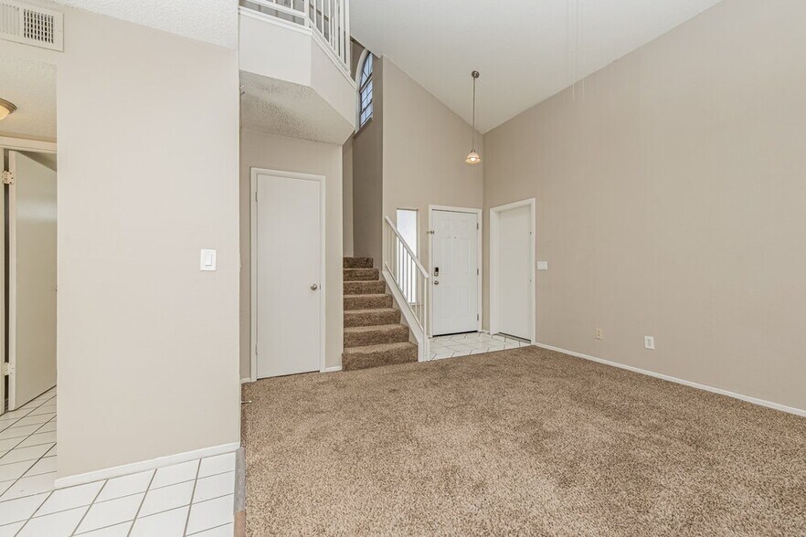 Building Photo - 4421 Mc Bride Dr