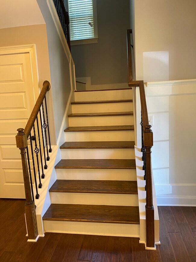 Building Photo - 1828 Seagrave Ct