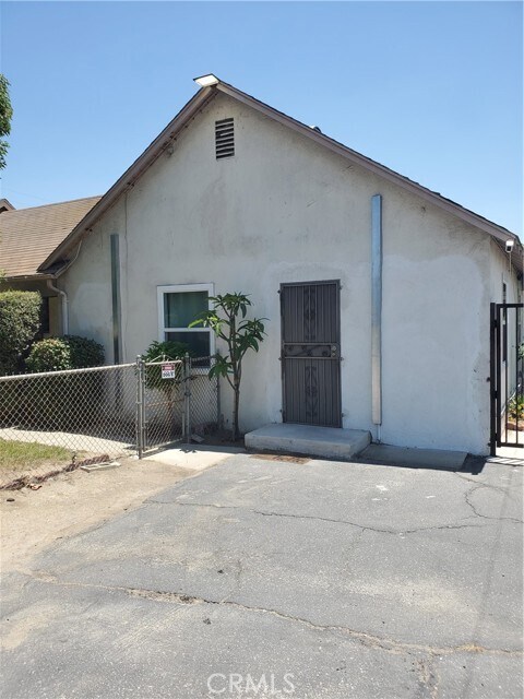 Building Photo - 5095 Phillips Blvd