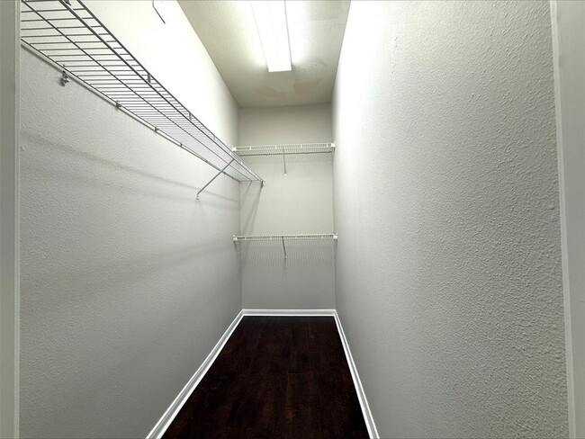 Building Photo - 8330 Gros Ventre Ln