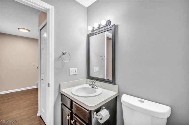 Building Photo - 1356 Meadow Run