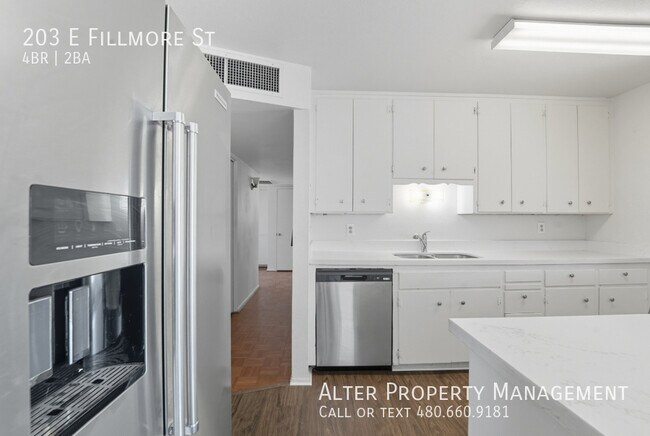 Building Photo - 203 E Fillmore St