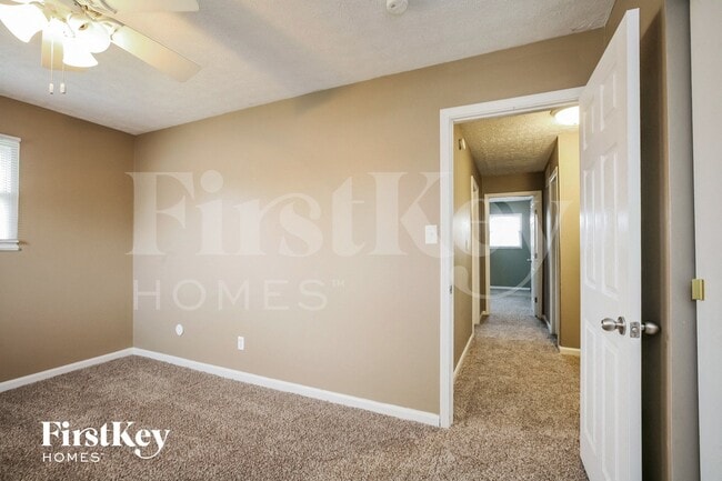 Building Photo - 9570 Gemini Dr