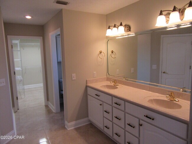 Building Photo - 3209 Pleasant Hill Rd