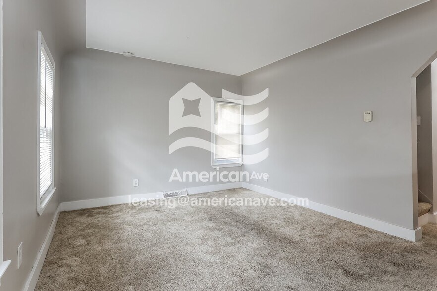 Building Photo - 12411 Georgiana Ave