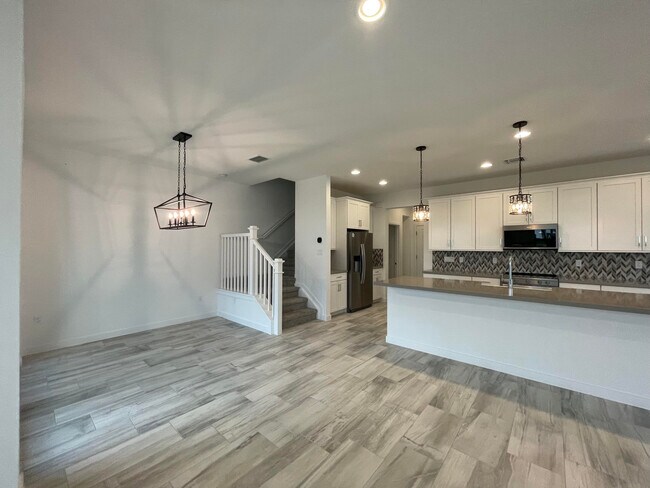 Building Photo - 8792 Antarus Dr