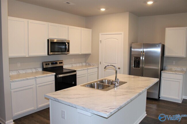 Building Photo - 13064 Belman Ln