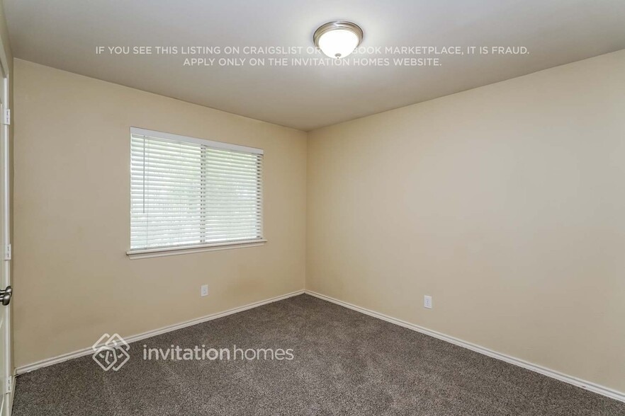Building Photo - 11113 Promise Land Dr