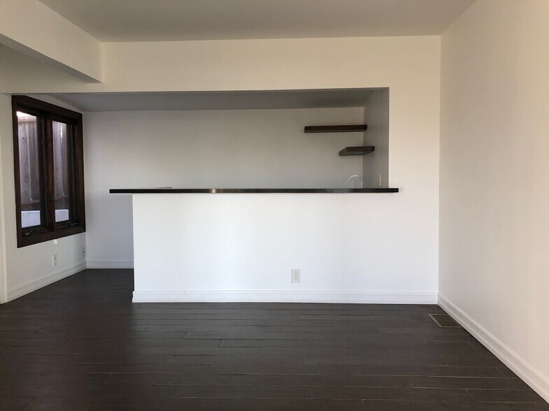 Building Photo - 11420 Decente Ct