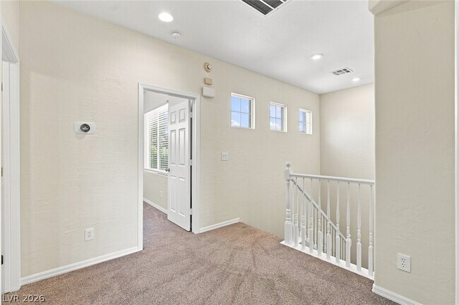 Building Photo - 8852 Regatta Bay Pl