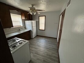 Building Photo - 7252 W Appleton Ave