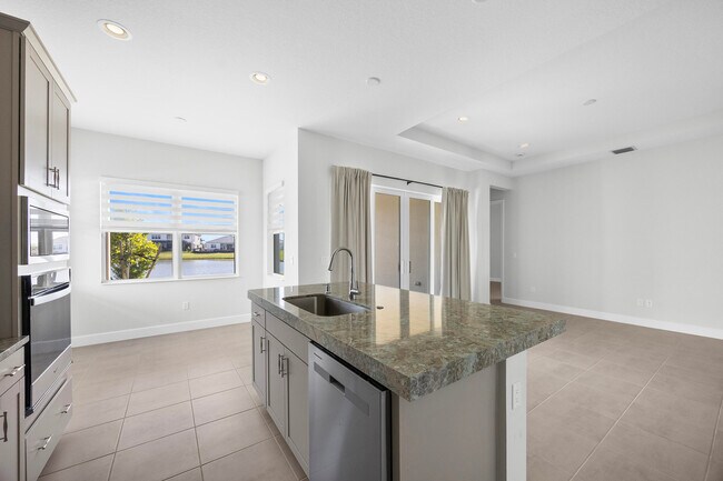 Building Photo - 14208 Lacebark Ln