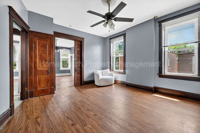 Building Photo - 4617 S Compton Ave