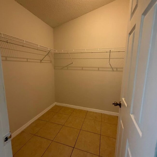 Building Photo - 535 Rollins Dr