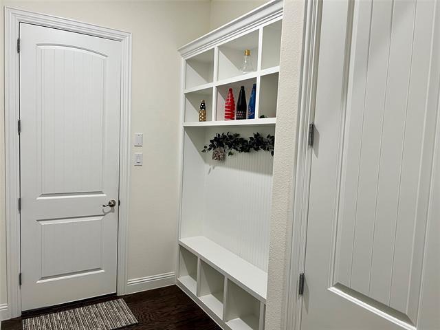 Building Photo - 17220 Eastbrook Dr