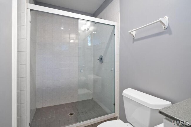 Building Photo - 8408 Louwen Dr